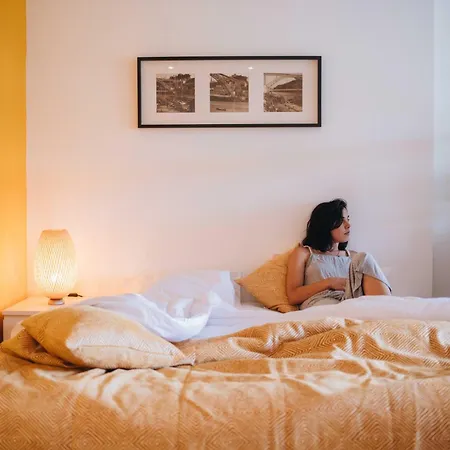 Budget-friendly With Balcony In Rosario Porto